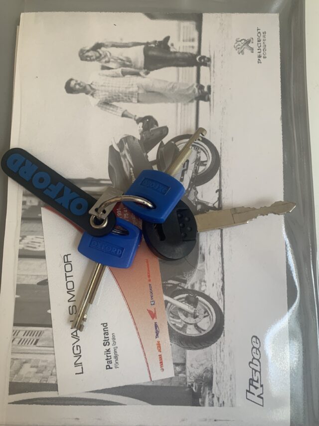Scooter Moped Keychain With Keys And Manual