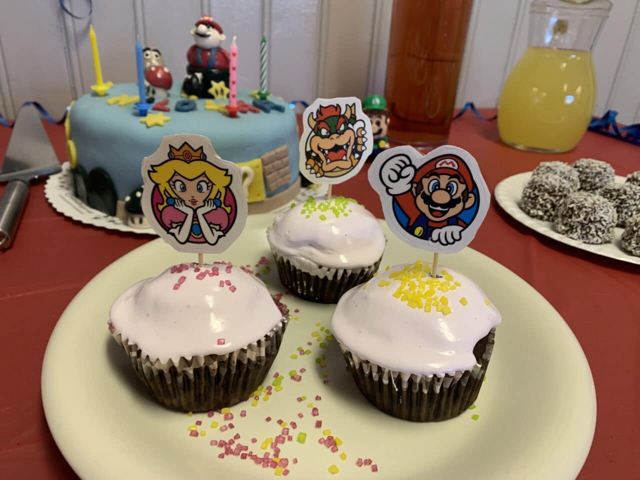 Super Mario Birthday Cake And Cupcakes